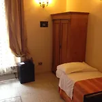 Pensión Maison De Marta 4*