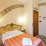 Maison De Marta 4*