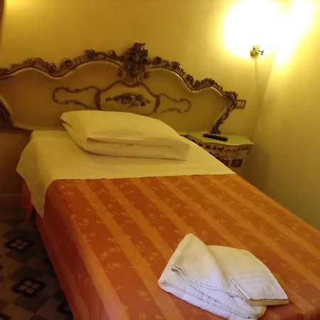 بيت ضيافة Maison De Marta 4*