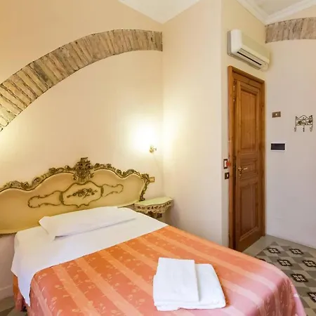 Maison De Marta 4*