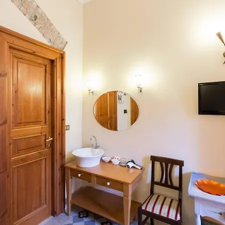 Maison De Marta بيت ضيافة 4*