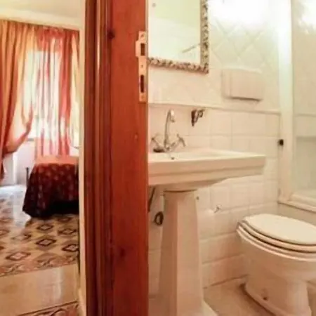 Maison De Marta 4*