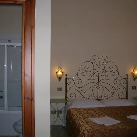 Maison De Marta
